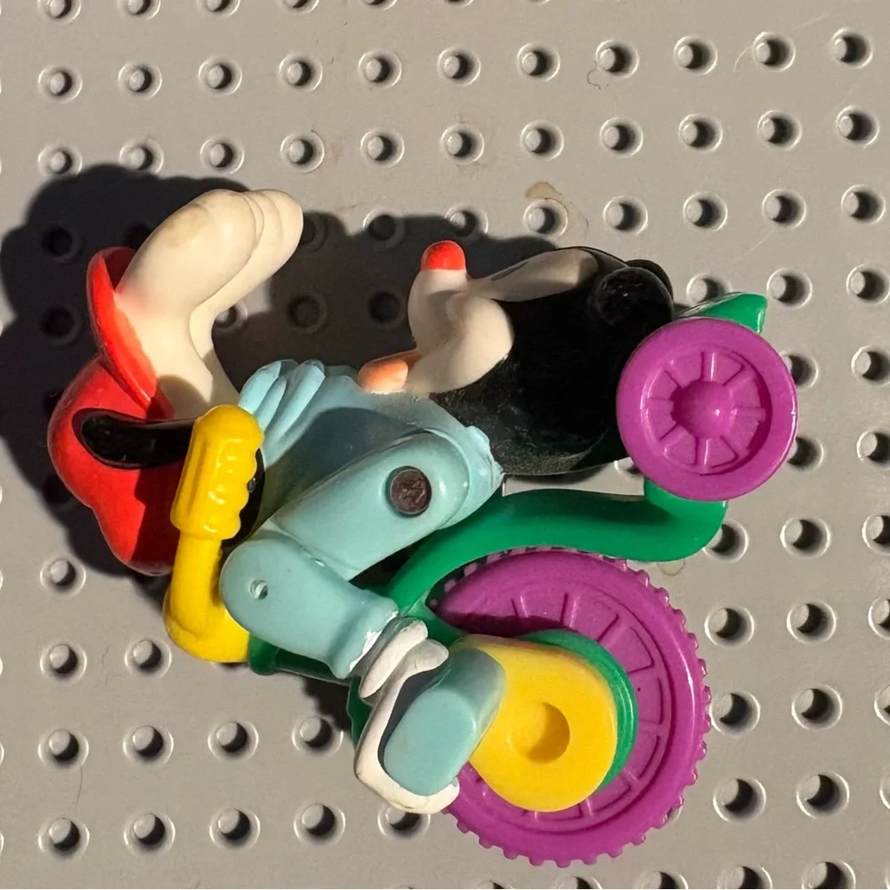 N/A 11 toys